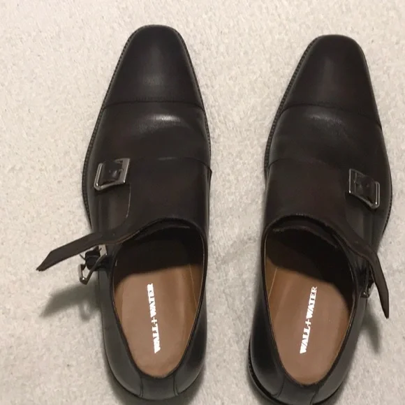 Wall +water nice used mens 1/2 dress